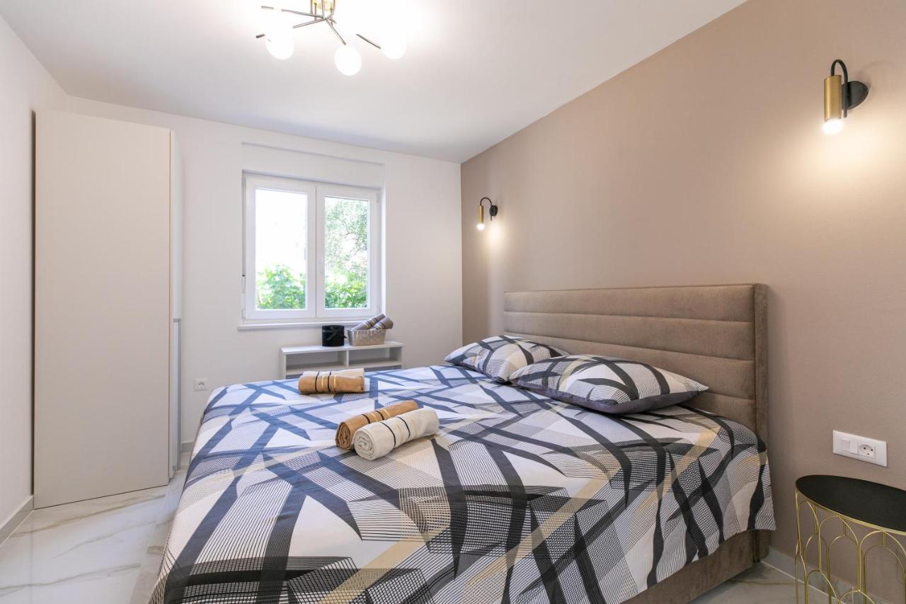 Apartman Suzi Pula Exteriér fotografie